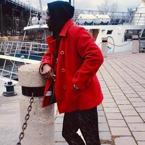 Meet your Posher, Maitre